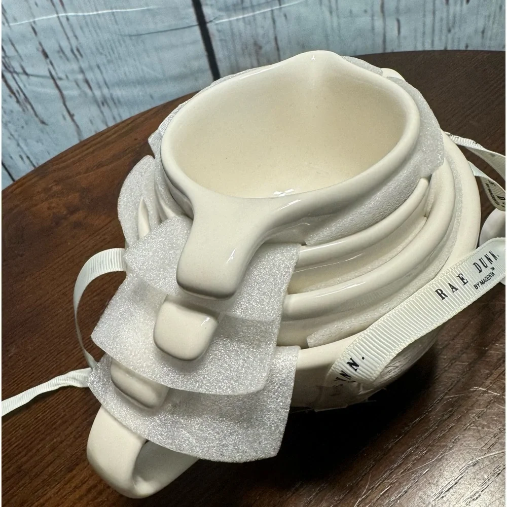 RAE DUNN measuring cups set of 4 New with Tags no box